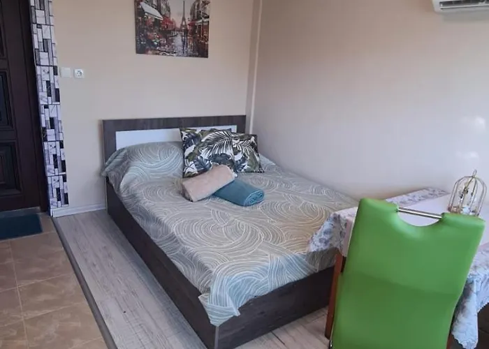 Green Room * Варна